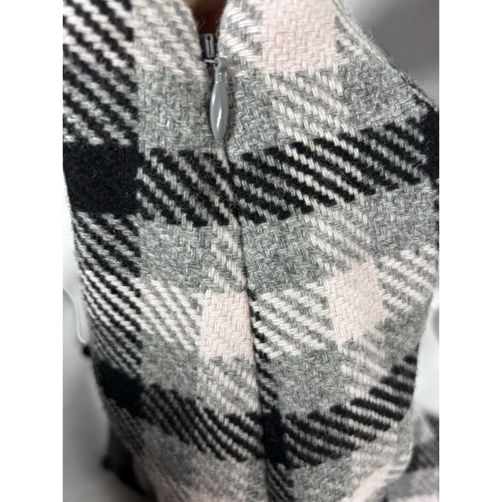 Talbots NWT Gray, Pink, & Black Wool Skirt Size 14 - Picture 2 of 4